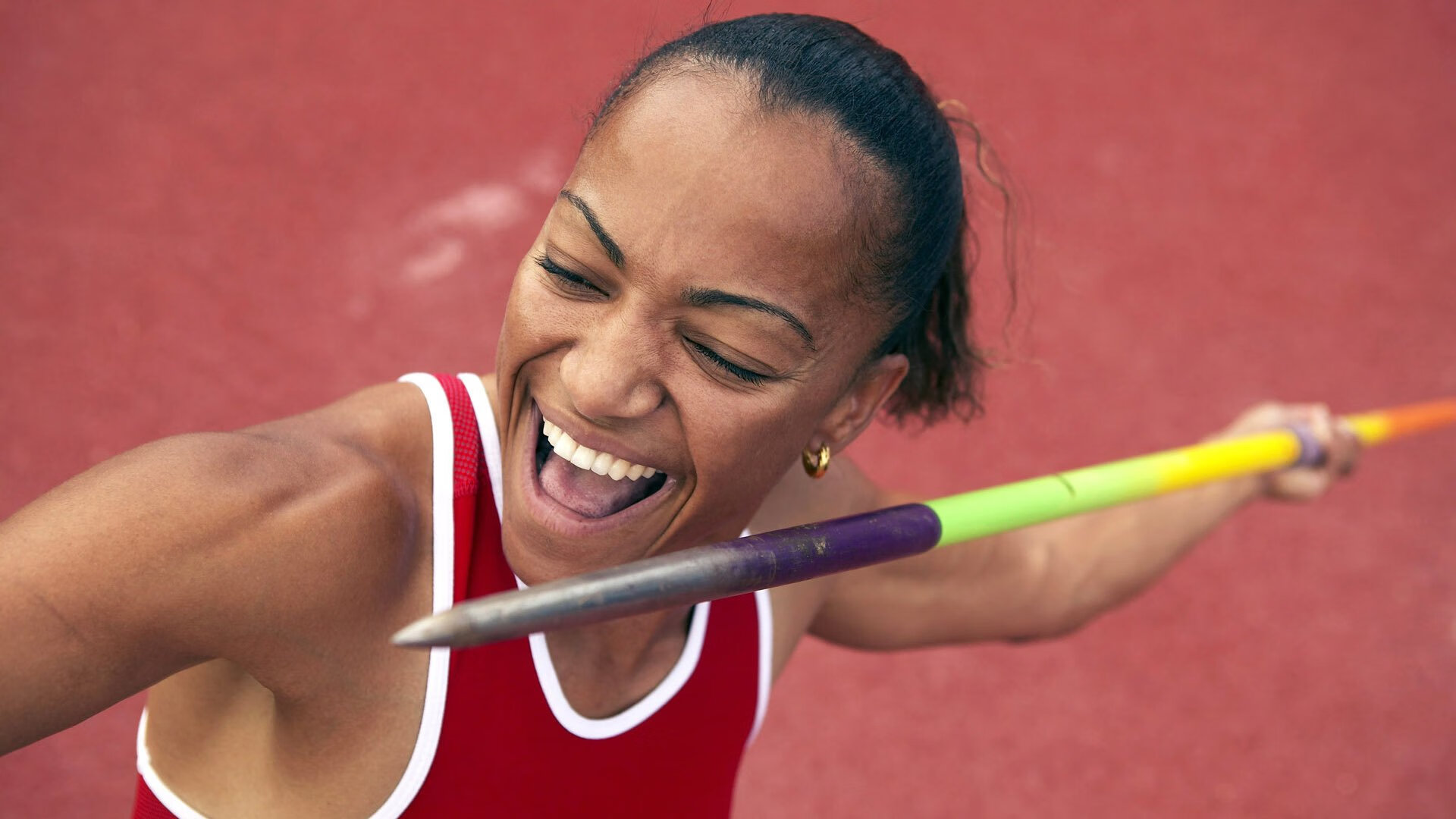 区域压迫与人盯人防守混合布置,区域防守和盯人防守